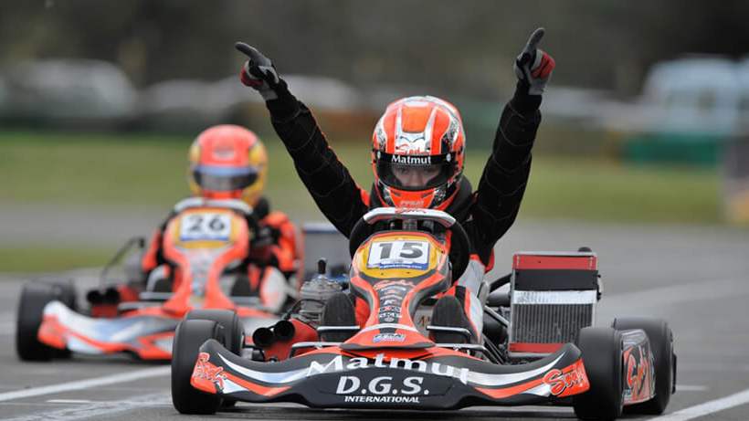 شانديز (أرض الامواج الهائجه و نادي رکوب الخیول و حلبة تزلج و قبر الشيخ حافظ ابرديهي و نبع قلقلي)