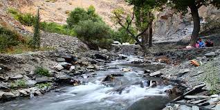 شانديز (أرض الامواج الهائجه و نادي رکوب الخیول و حلبة تزلج و قبر الشيخ حافظ ابرديهي و نبع قلقلي)