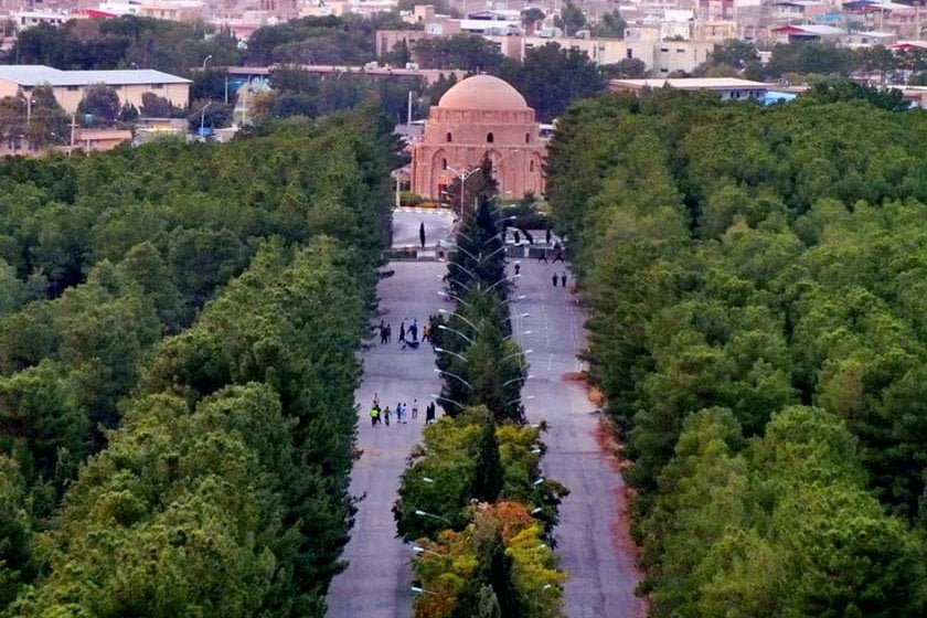 كرمان قلعة ارگ بم
القبة الجبلية
النهر الجليدي
قلعة دختر کرمان