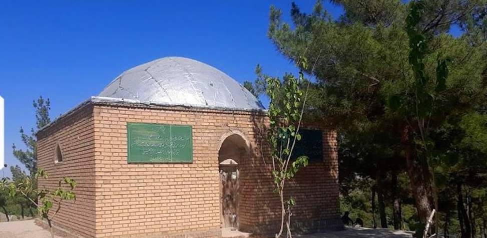 شانديز (أرض الامواج الهائجه و نادي رکوب الخیول و حلبة تزلج و قبر الشيخ حافظ ابرديهي و نبع قلقلي)