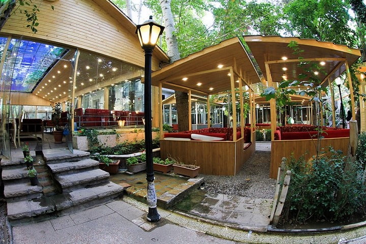 طرقبه (مطعم تشریفات و ترفیهات طرقبه و نهر طرقبه و حدیقة غابة وکیل آباد و منتزه کمر مقبوله)