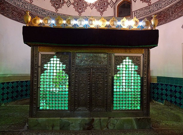 ساوه (إمام زادل سید اسحق ، بحیرة ساوه الاصطناعیة ، بام ساوه ، پارک چمران)