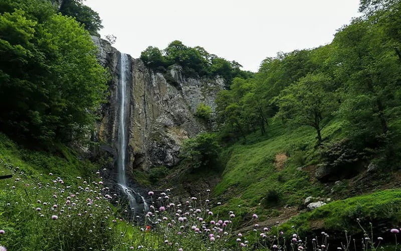 بحيرة سهى و شلالات لوتون و منزل صادقي و سوق أردبيل الکبیر و جسر يعقوب