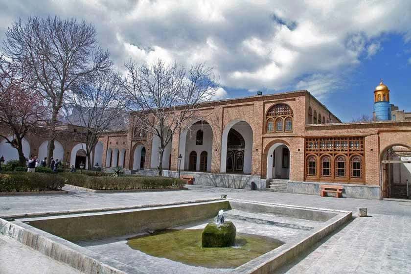 قصر آصف وزیري و حديقة التوليب سنندج و سينما في الهواء الطلق و قصر سالار سعيد