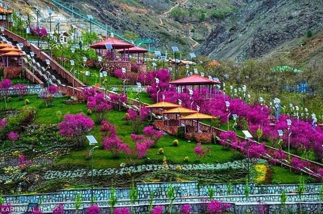 طهران (حديقة المياه والنار ، جسر الطبيعة ، گلابدره ، حديقة متحف نگارستان ، مسرح المدينة)