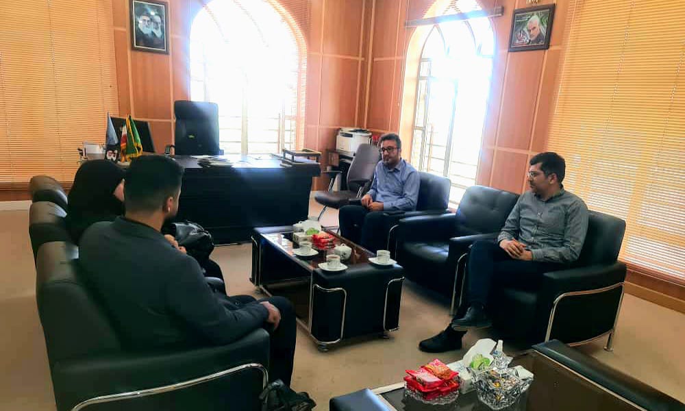 إدارة شركة السفير تزور جامعة آزاد نجف آباد لبحث الموضوعات الخاصة بالطلبة العراقيين